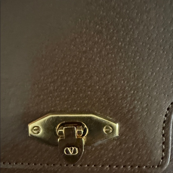 Valentino Garavani Brown Leather Top-Handle Crossbody Bag with Gold Hardware - Picture 5 of 9